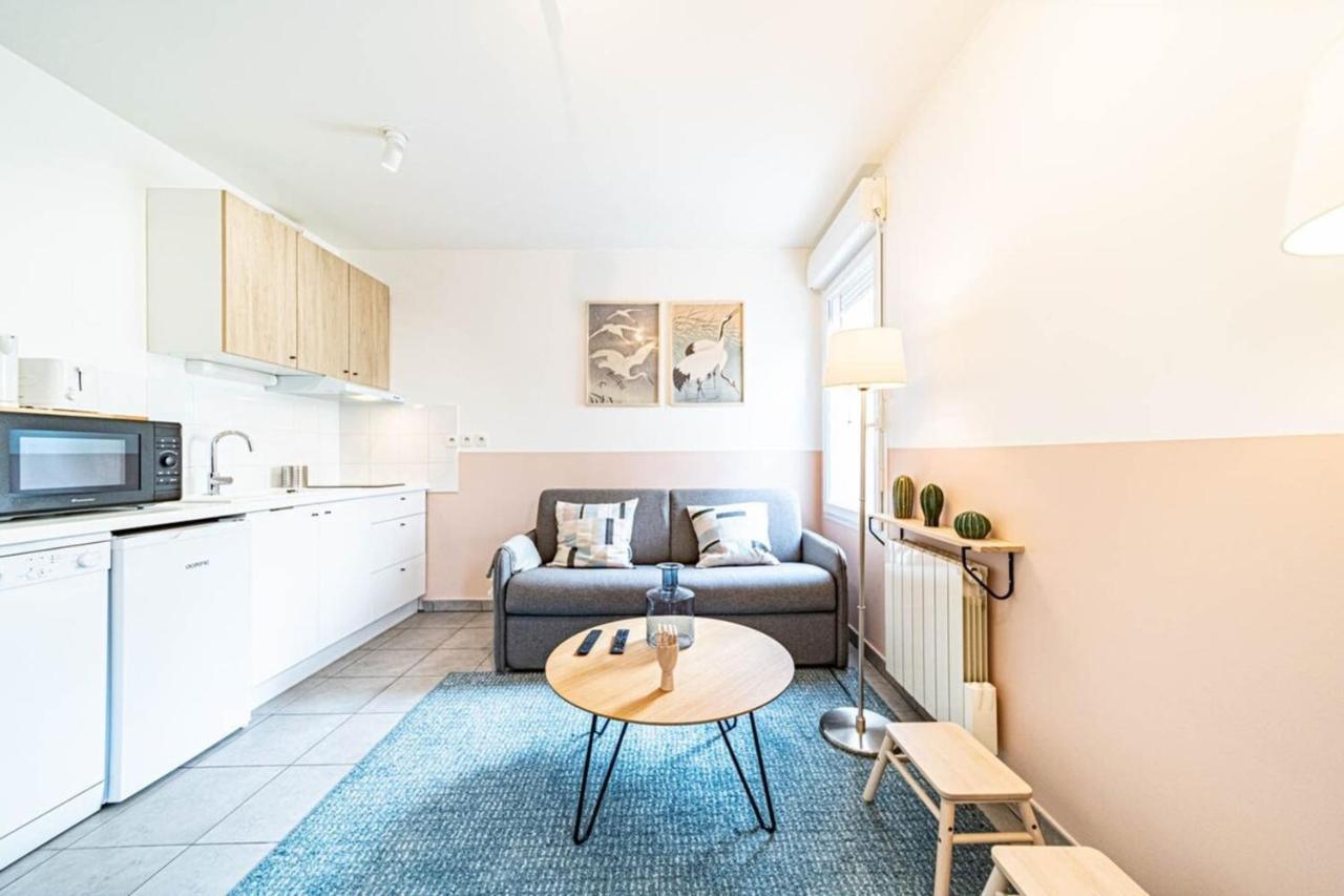 Le Petit Montel- Studio Avec Garage-Metro Valmy Lyon Extérieur photo